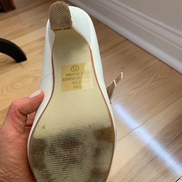 Impulse purchase. Wore once. Cute shoes but they just sit in my closet - Picture 6 of 7